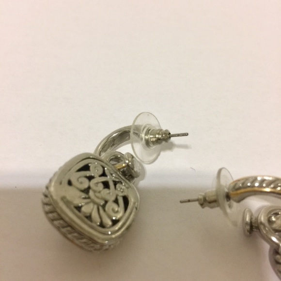 DECORATED EARRINGS - Picture 4 of 5